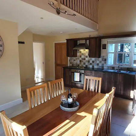 11 An Seanachai Homes